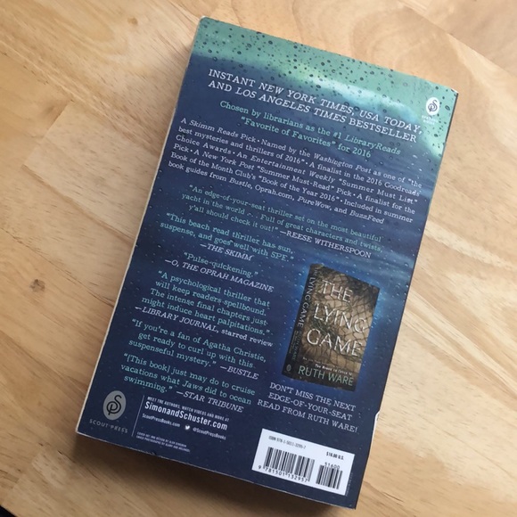 The Woman in Cabin 10 by Ruth Ware - Picture 2 of 2